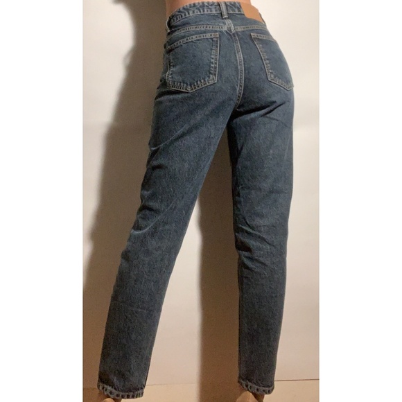 Zara High Rise Mom Fit Jeans in Greyish Blue Colour Sz 2 - Picture 3 of 9
